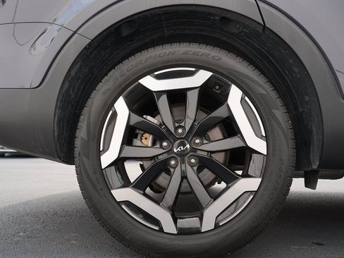 Used 2025 Kia Telluride S AWD/4WD image 30