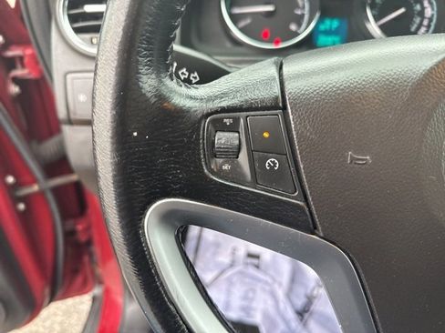 Used 2013 Chevrolet Captiva Sport LS image 18