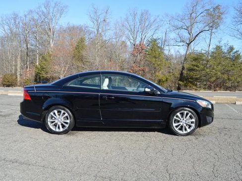 Used 2011 Volvo C70 T5 w/ Convenience Pkg image 64