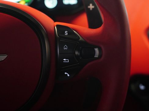 Used 2023 Aston Martin V12 Vantage RWD image 20