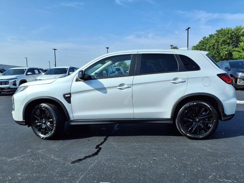 Used 2025 Mitsubishi Outlander Sport LE AWD/4WD image 28