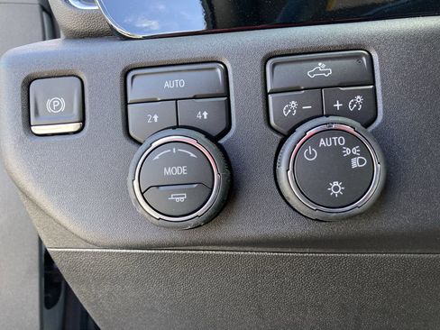 New 2026 Chevrolet Silverado 1500 LT w/ All Star Edition Plus image 38