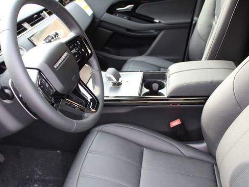 New 2026 Land Rover Range Rover Evoque S image 17