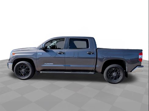 Used 2015 Toyota Tundra SR5 image 7