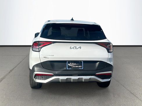 Certified 2024 Kia Sportage EX FWD image 6