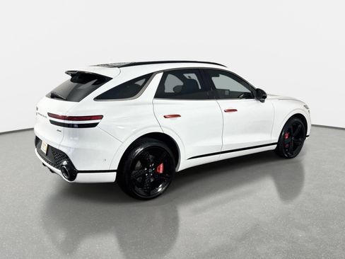 Certified 2024 Genesis GV70 2.5T w/ Sport Prestige Package AWD/4WD image 5