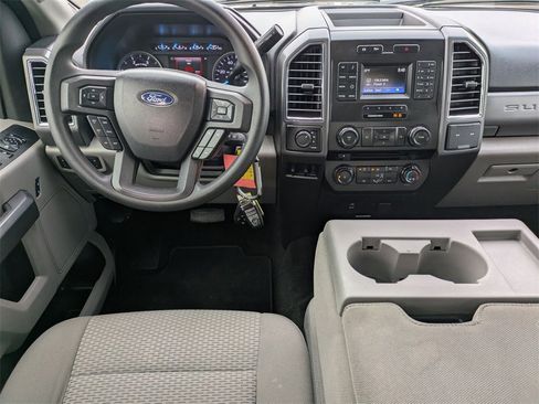 Used 2017 Ford F250 XLT w/ XLT Value Package image 16