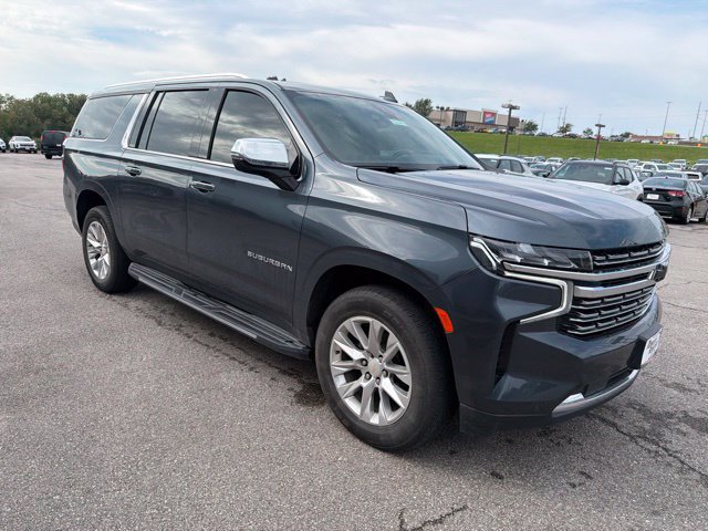 Used 2021 Chevrolet Suburban Premier w/ Premium Package AWD/4WD image 10