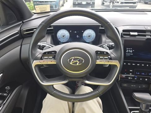 Used 2023 Hyundai Santa Cruz Limited AWD/4WD image 15