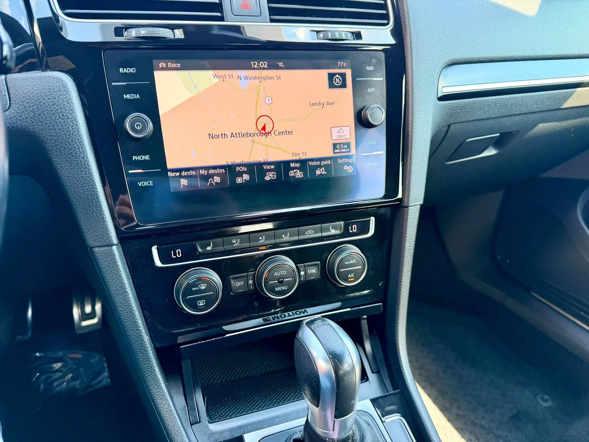 Used 2019 Volkswagen Golf R 4-Door AWD/4WD image 13