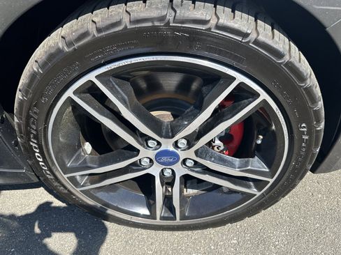 Used 2018 Ford Focus ST FWD image 29