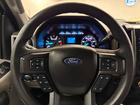 Used 2020 Ford F550 2WD Regular Cab Super Duty image 17