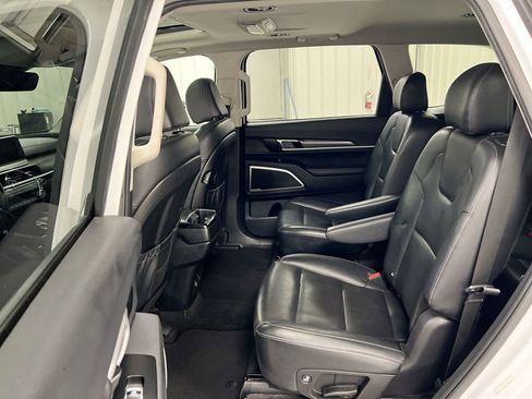Used 2022 Kia Telluride S AWD/4WD image 23