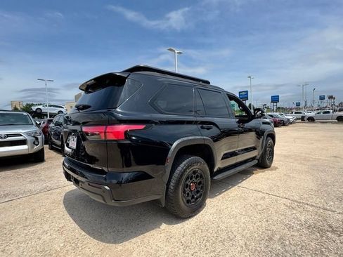 Used 2025 Toyota Sequoia TRD Pro AWD/4WD image 8