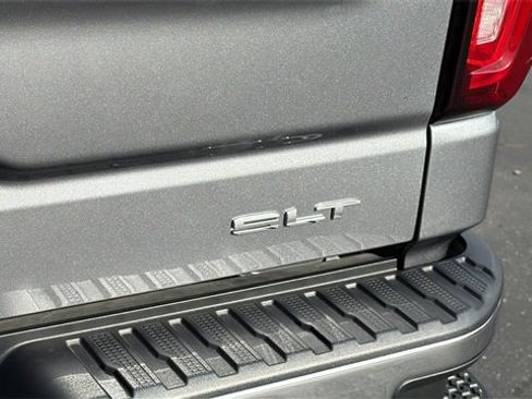 Used 2021 GMC Sierra 1500 SLT w/ Driver Alert Package I image 14