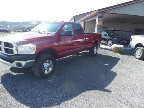 Used 2009 Dodge Ram 2500 Truck SLT w/ Popular Equipment Group AWD/4WD image 1