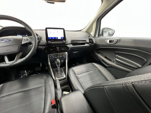 Certified 2021 Ford EcoSport Titanium image 4