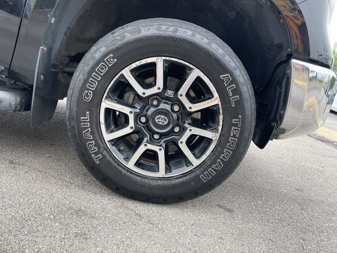 Used 2016 Toyota Tundra SR5 w/ TRD Off Road Package AWD/4WD image 9