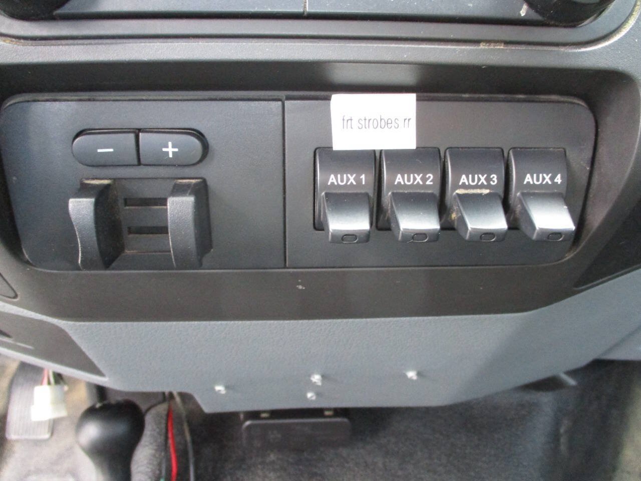 Used 2016 Ford F550 4x4 Regular Cab Super Duty w/ Power Equipment Group image 25