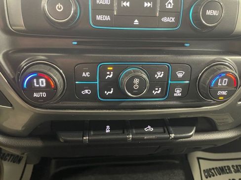 Used 2015 Chevrolet Silverado 1500 LT w/ LT Convenience Package AWD/4WD image 31