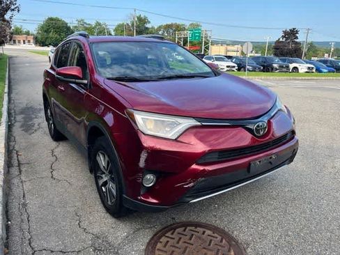 Used 2018 Toyota RAV4 XLE w/ Plus Extra Value Package AWD/4WD image 3