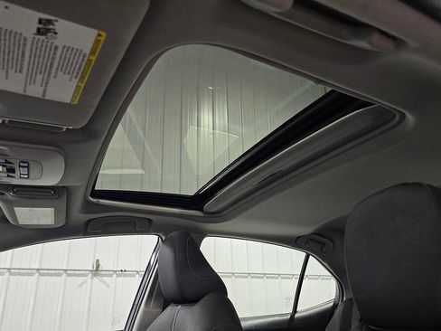 Used 2021 Toyota Camry LE w/ Cold Weather Package image 15