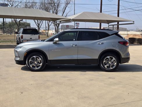 Certified 2024 Chevrolet Blazer LT w/ Convenience Package image 6