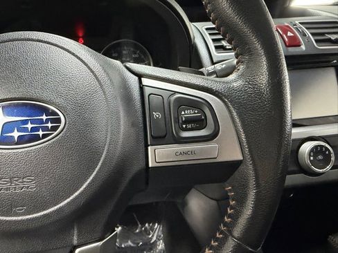 Used 2017 Subaru Crosstrek 2.0i Premium image 15