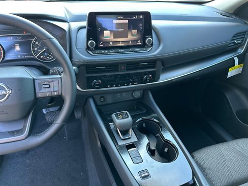 New 2026 Nissan Rogue SV image 29