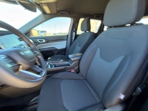 New 2024 Jeep Compass Sport image 18