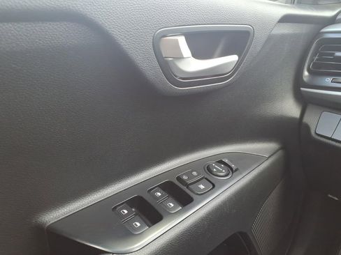 Certified 2023 Kia Rio LX FWD image 17