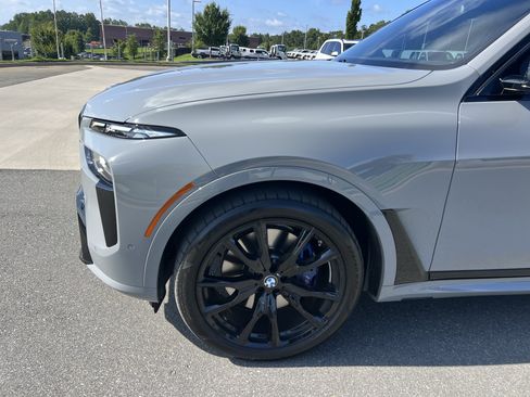 Used 2024 BMW X7 M60i w/ Executive Package AWD/4WD image 13