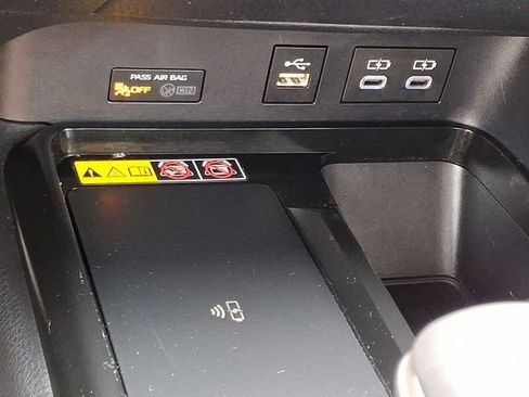Used 2025 Toyota Camry SE FWD image 24