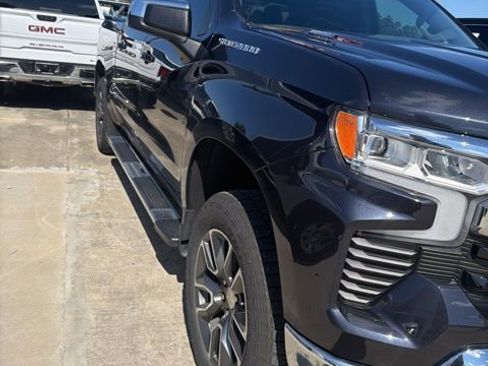 Used 2023 Chevrolet Silverado 1500 LT w/ Protection Package image 3