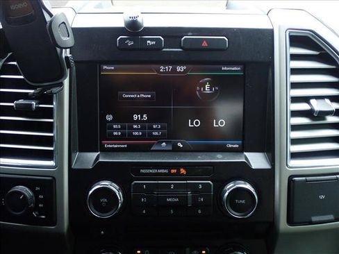 Used 2015 Ford F150 Lariat w/ FX4 Off-Road Package AWD/4WD image 16
