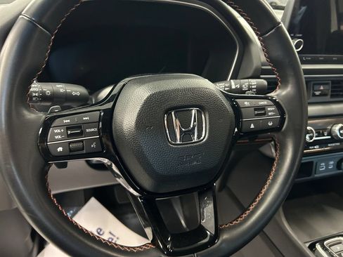 Certified 2023 Honda Pilot Sport image 30