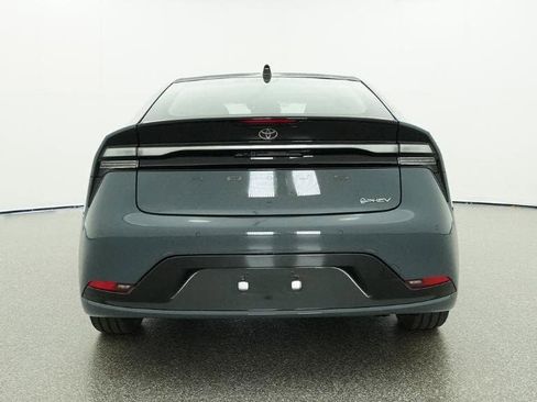 New 2026 Toyota Prius Plug-In Hybrid FWD image 23