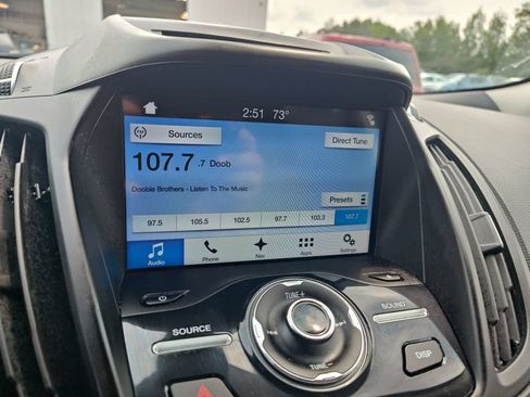 Used 2017 Ford Escape Titanium AWD/4WD image 19