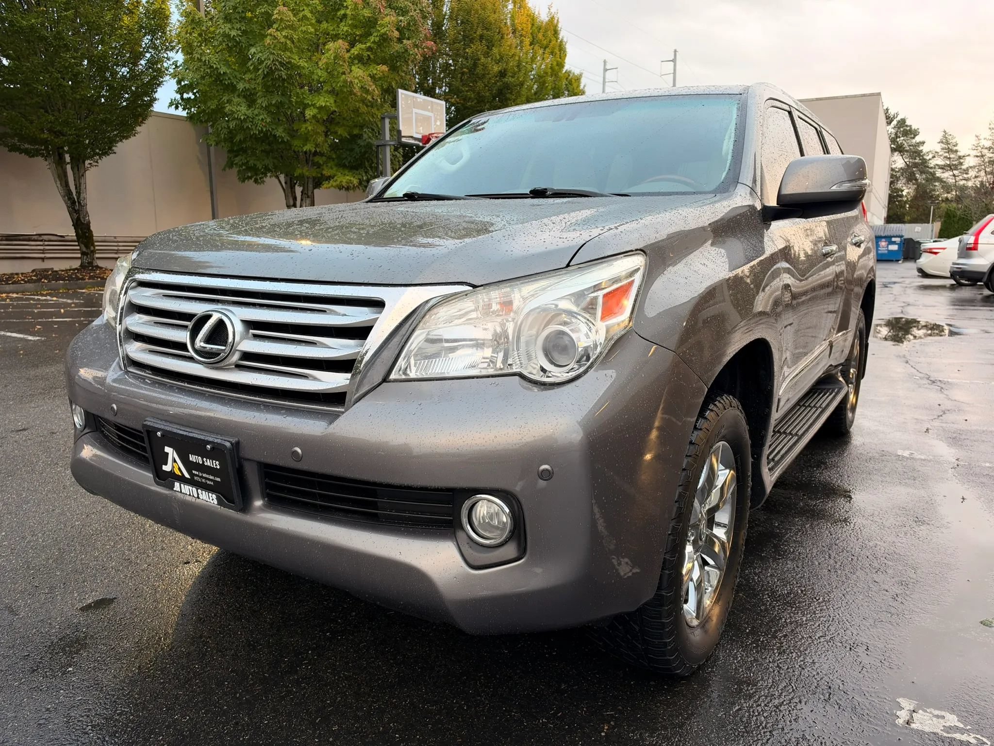 Used 2013 Lexus GX 460 w/ Comfort Plus Pkg AWD/4WD image 5