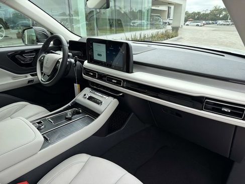 New 2026 Lincoln Aviator Reserve image 20