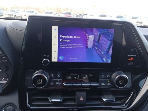 Used 2023 Toyota Highlander L image 20