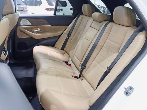 Used 2024 Mercedes-Benz GLE 350 4MATIC image 31