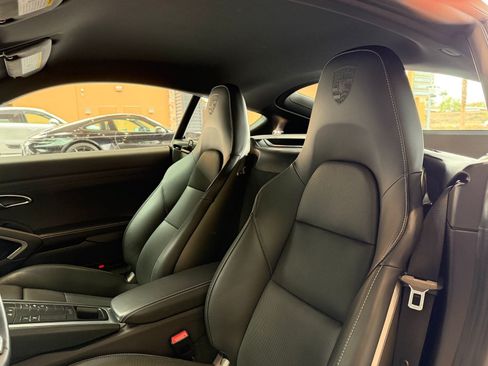 Certified 2024 Porsche 718 Cayman RWD image 13