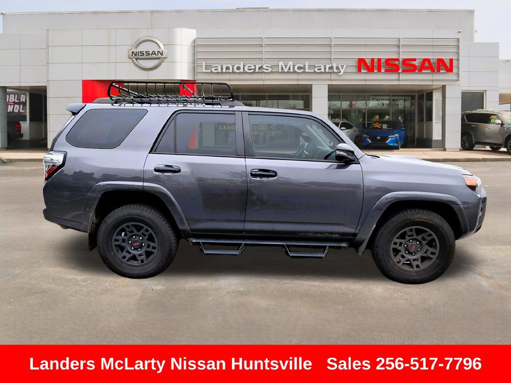 Used 2021 Toyota 4Runner Venture w/ Moonroof Package AWD/4WD image 2