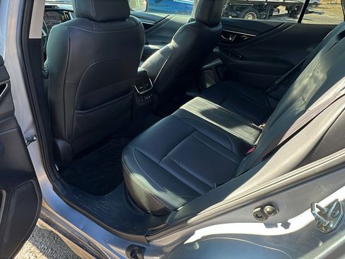 Used 2022 Subaru Outback Limited image 24