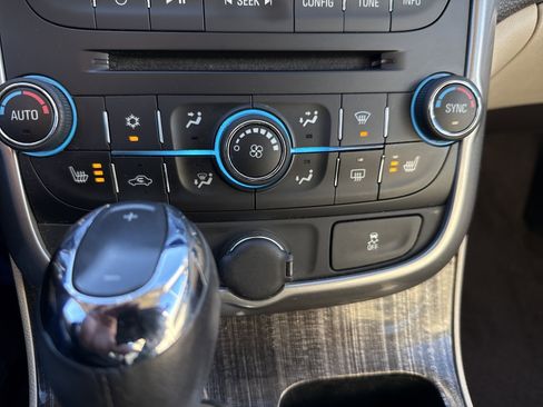 Used 2014 Chevrolet Malibu LT image 27