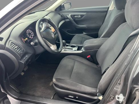 Used 2014 Nissan Altima 2.5 S w/ Sport Value Package FWD image 10