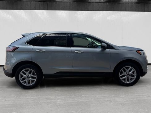 Used 2022 Ford Edge SEL AWD/4WD image 6