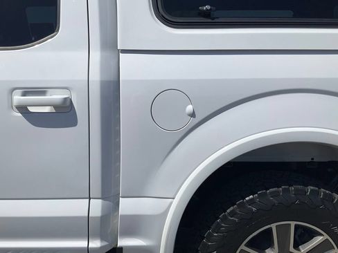 Used 2017 Ford F150 Lariat AWD/4WD image 15