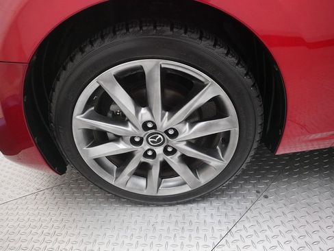 Used 2018 MAZDA MAZDA3 Grand Touring w/ Premium Equipment Package image 24